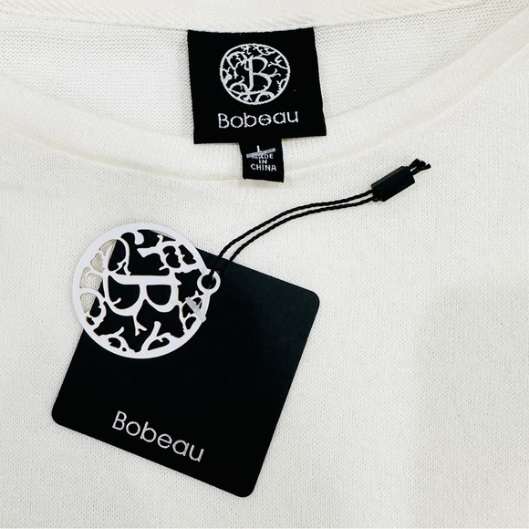 NWT Bobeau Cream Lace Trim Slit Hem Long Sleeve Top - Picture 3 of 7